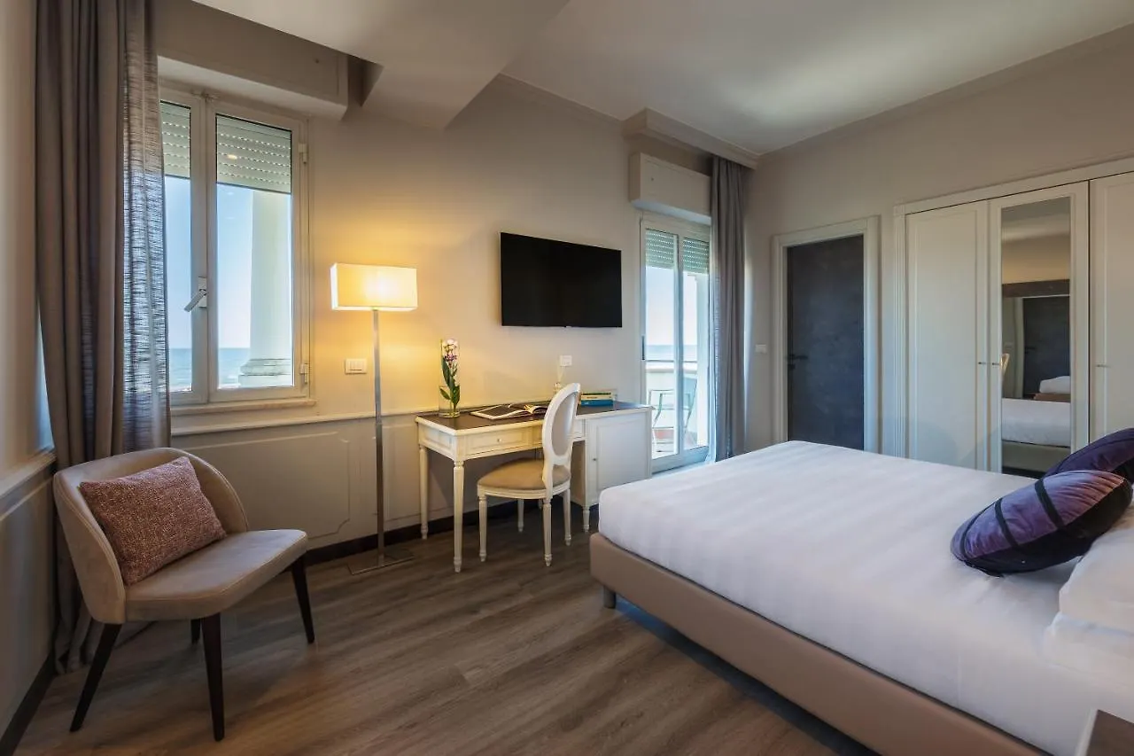 Parco Dei Principi Boutique Hotel Rimini 4*,