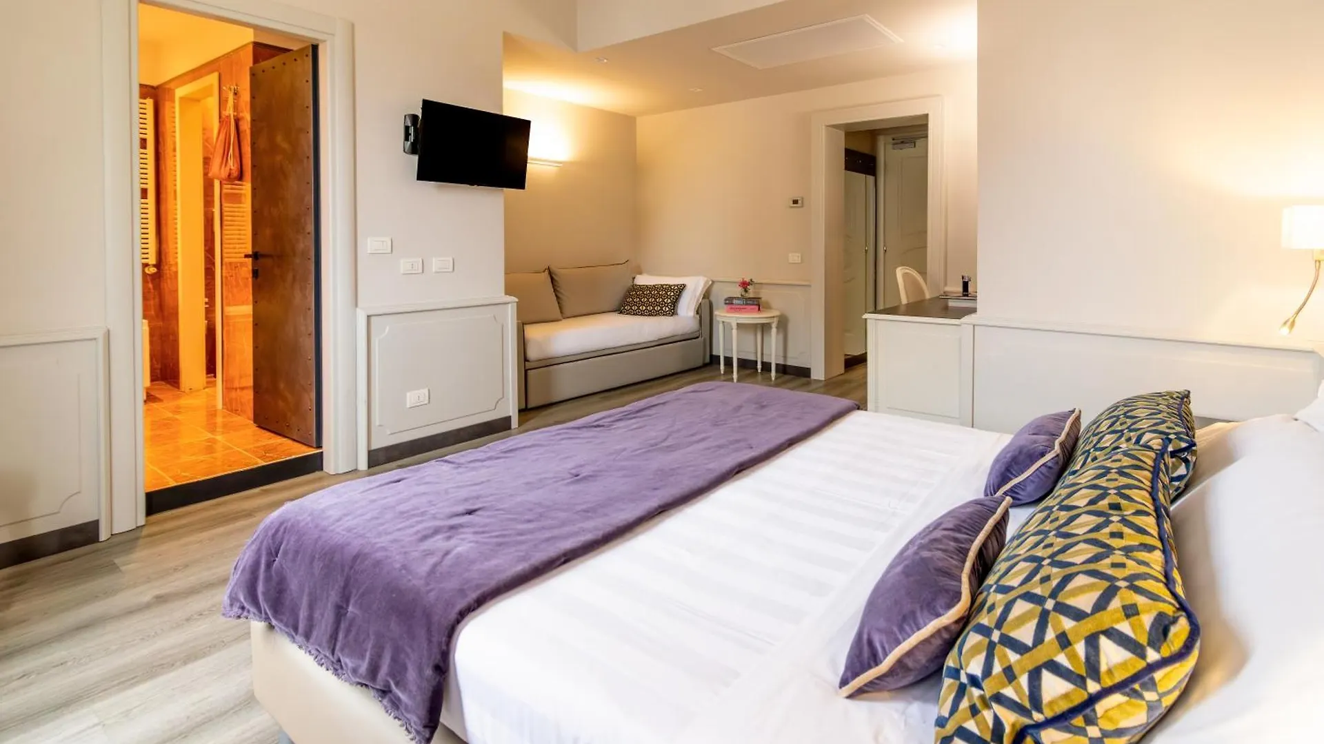 Hotel Parco dei Principi Rimini 4*,